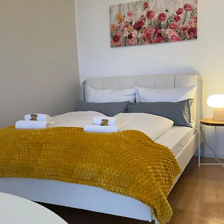 Business & Relax Skyline-view Wlan * アウグスブルク